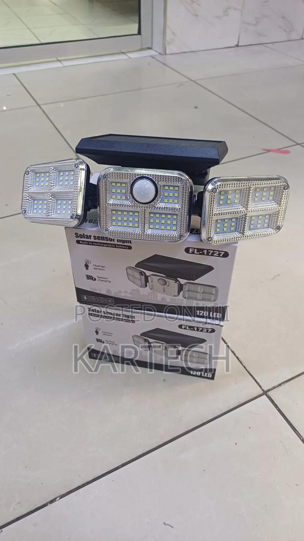 Solar Motion Sensor Security Light With Three Adjustable Head Lights - main view