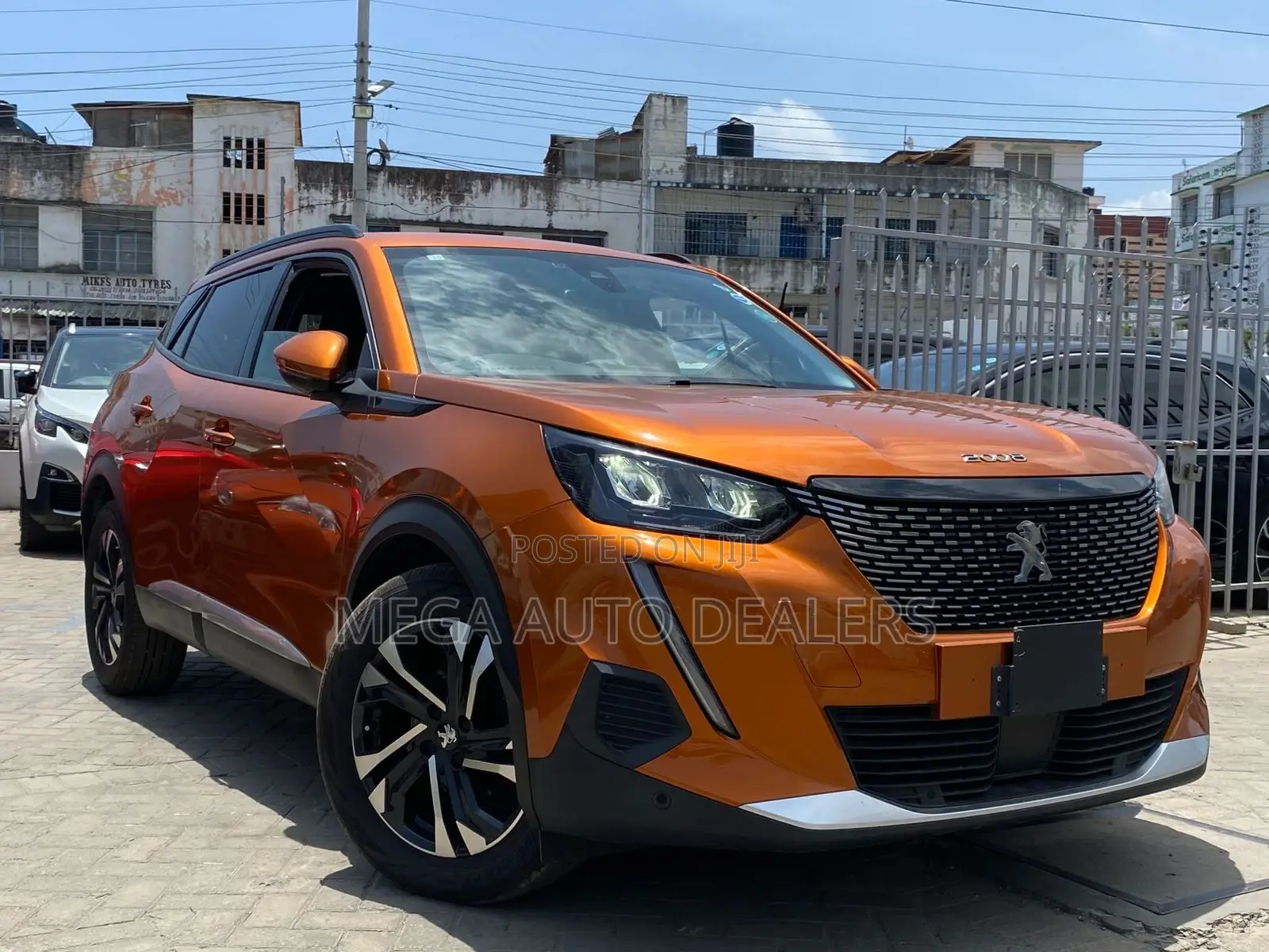 Peugeot 2008 2019 Orange