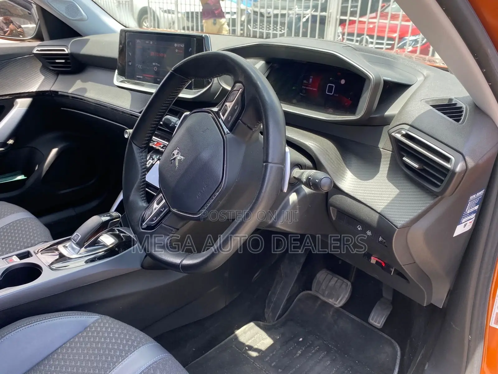 Peugeot 2008 2019 Orange