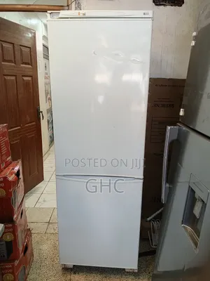 (White) Exuk Bottom Freezer