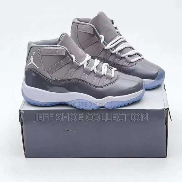 Air Jordan 11 Retro - thumbnail 4