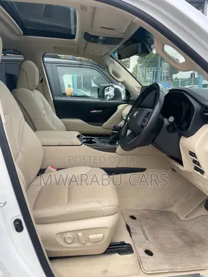 Toyota Land Cruiser LC300 2023 Red
