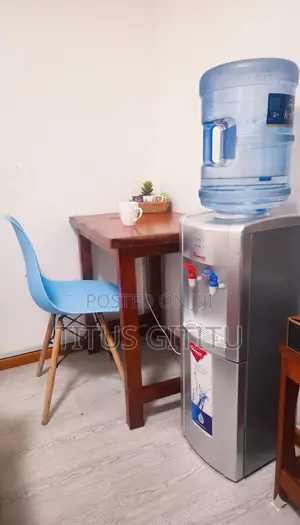 Cozy Studio Airbnb in Kilimani | Washing Machine Parking |
