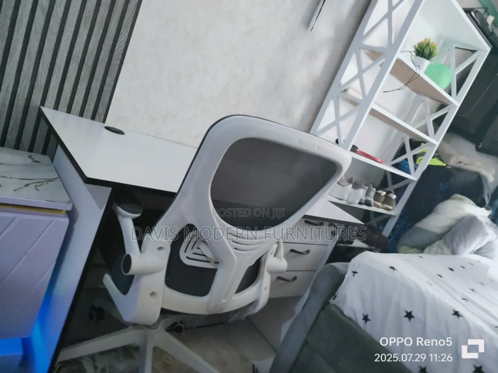 Office Desk With Chair