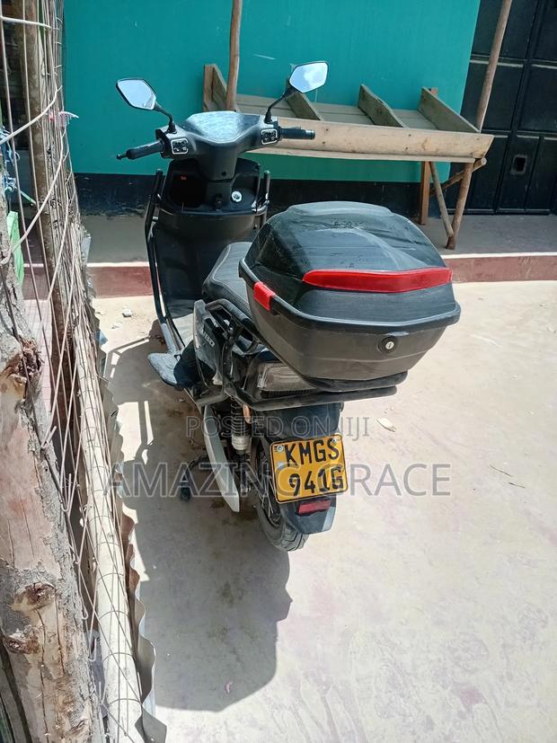 Motorcycle 2025 Black - thumbnail 3