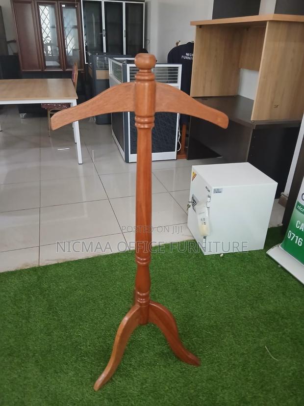 Multipurpose Top Finial Elegant Office Coat Hanger - thumbnail 3