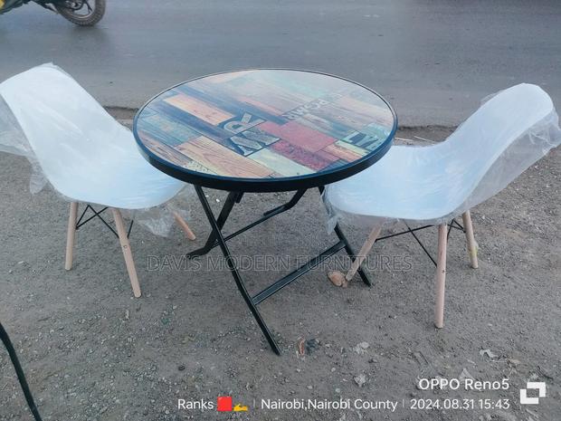 Top Marble With Chair - main view