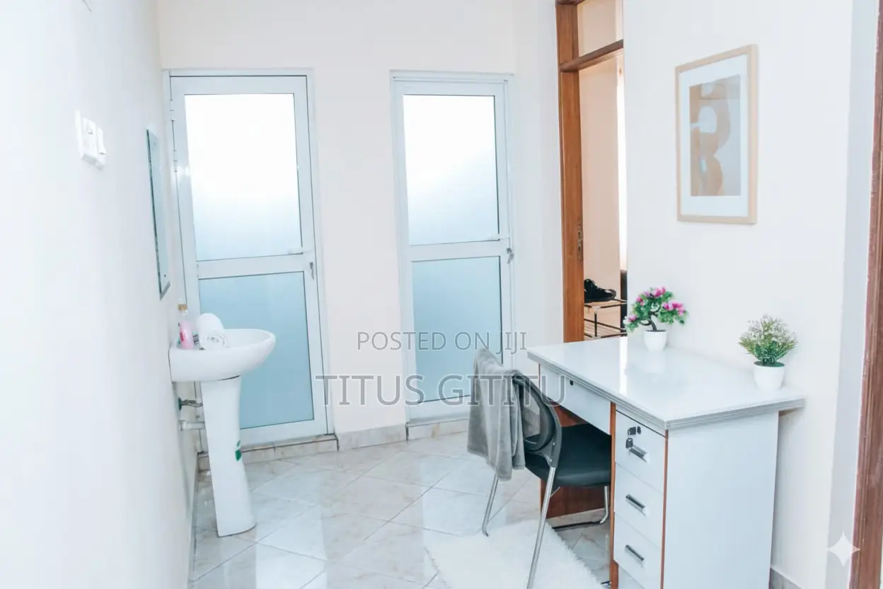 Modern 1 Bedroom Airbnb Sabasaba Mombasa | Near Fort Jesus |