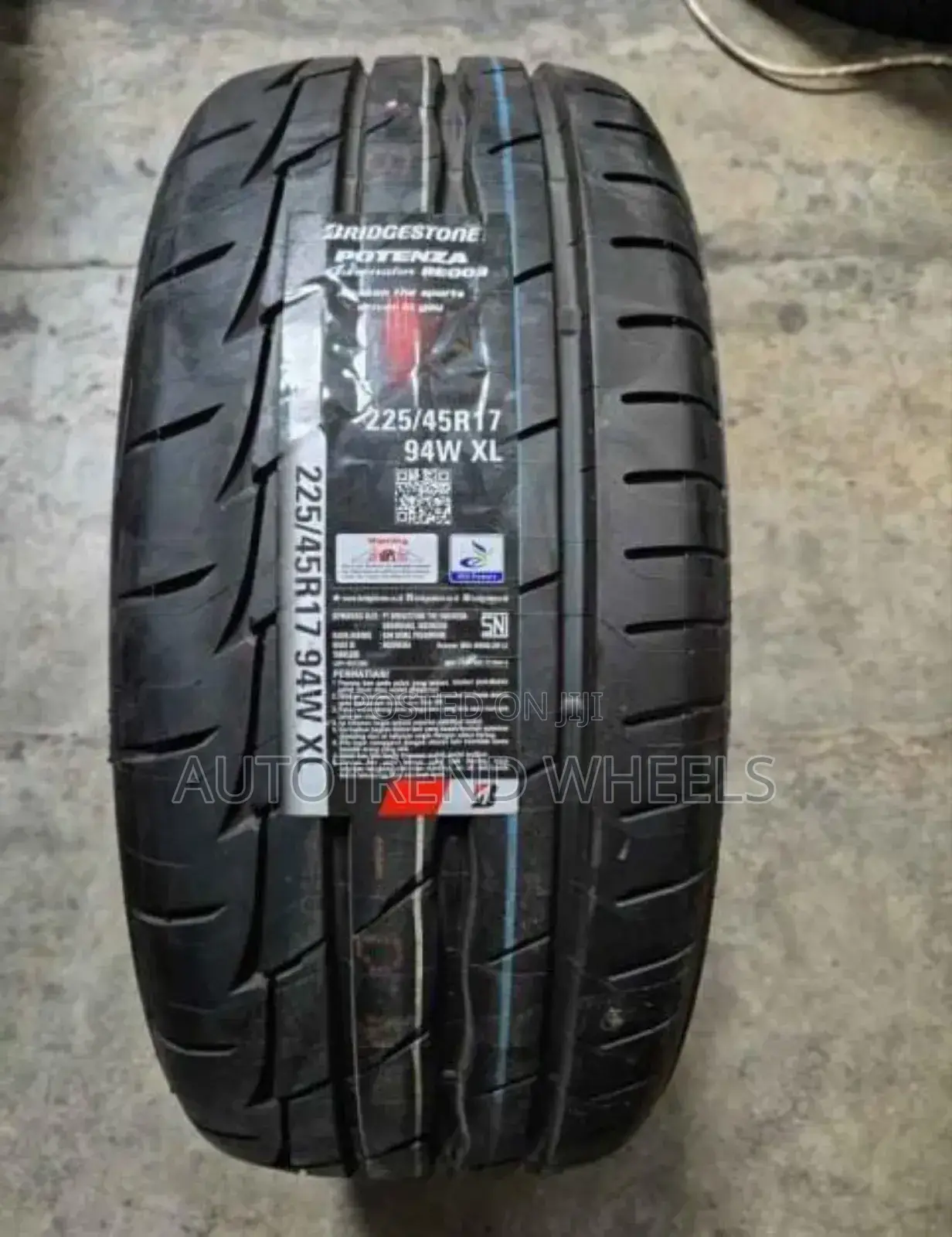225/45r17 Bridgestone Tyre