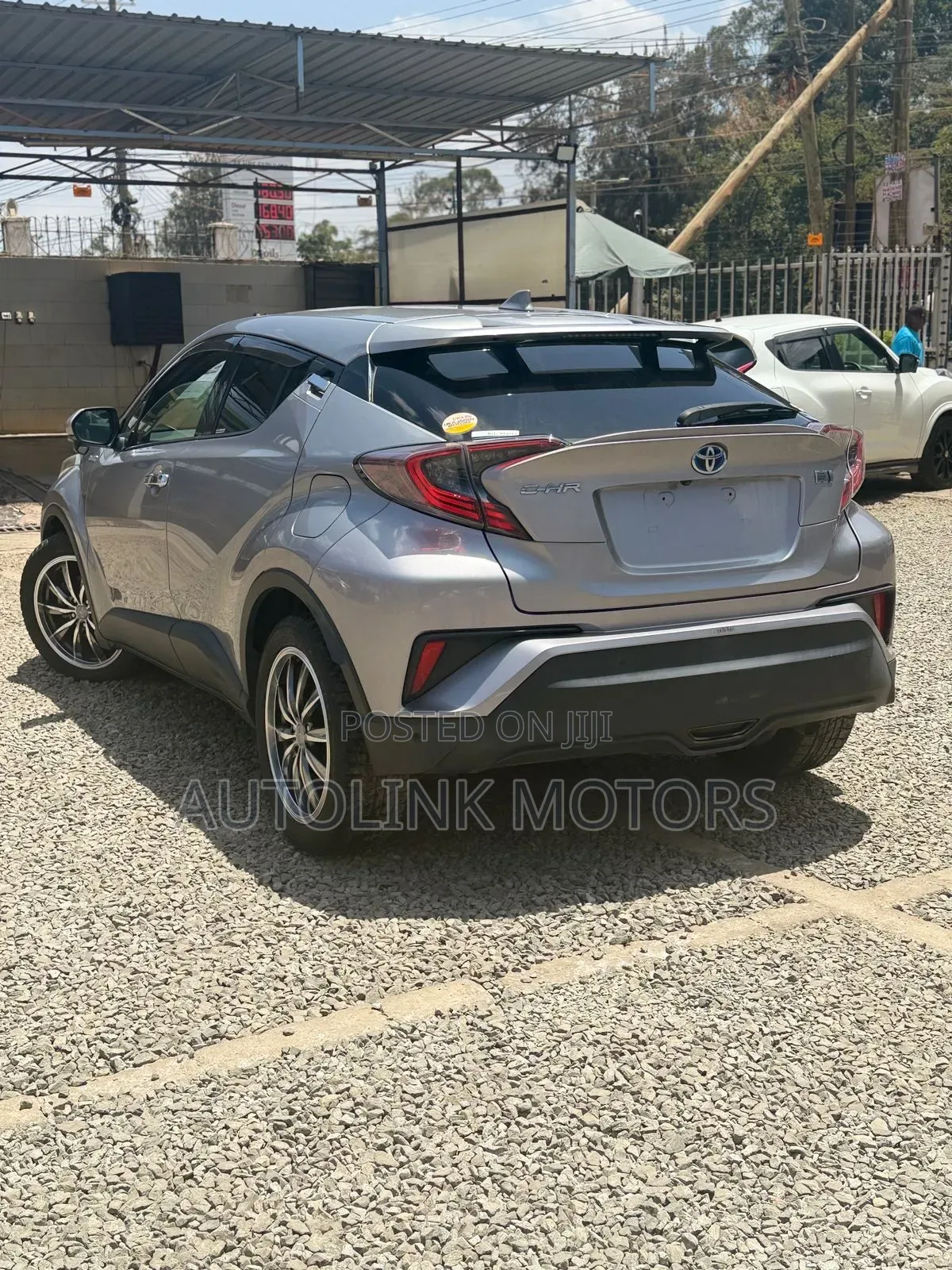 Toyota C-HR 2017 Silver