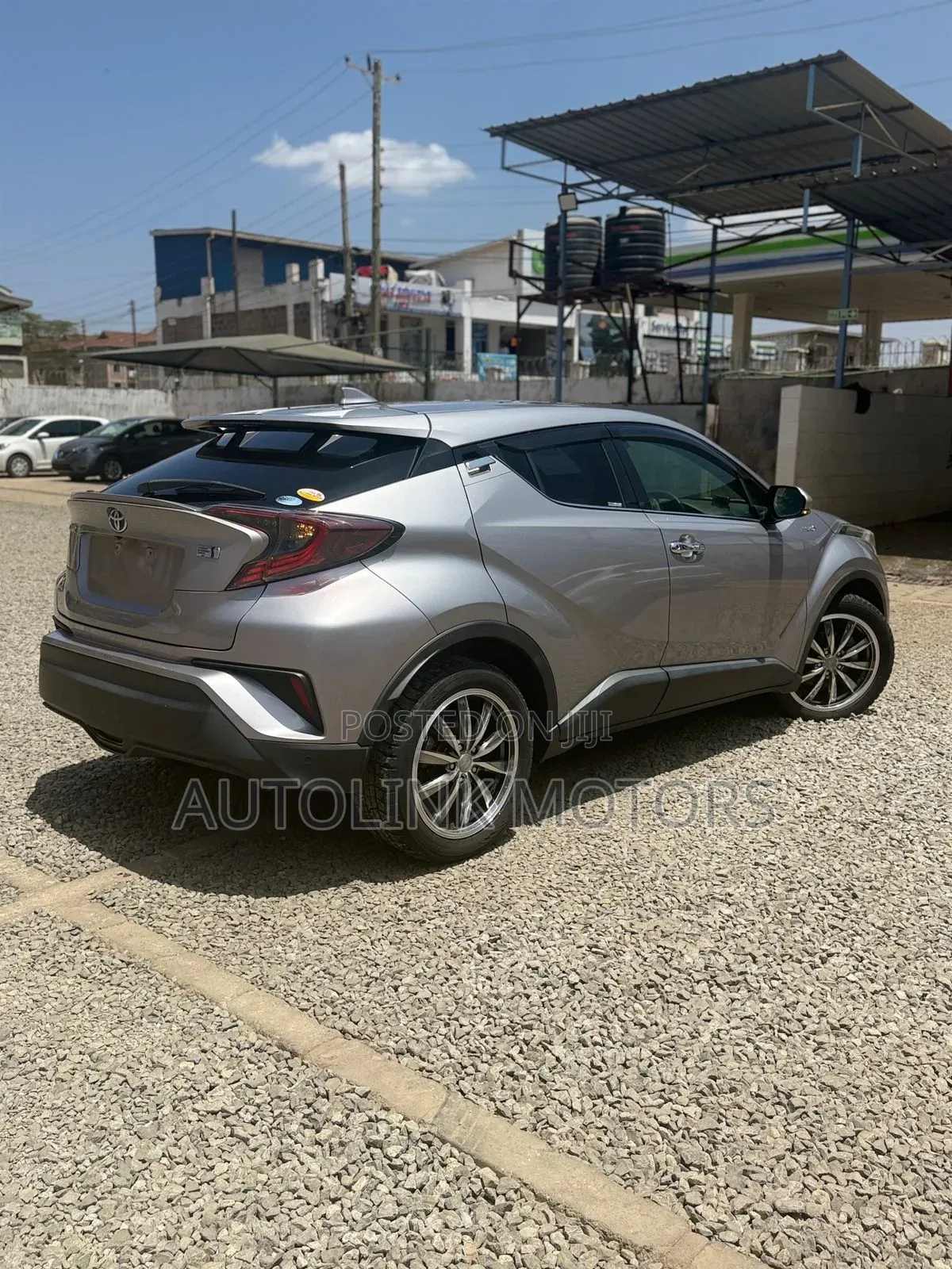 Toyota C-HR 2017 Silver