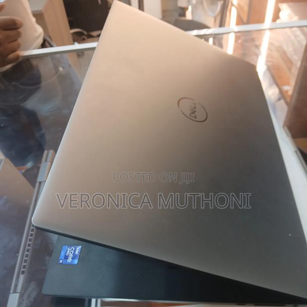 Laptop Dell Precision 5570 24GB Intel Core I9 SSD 1T