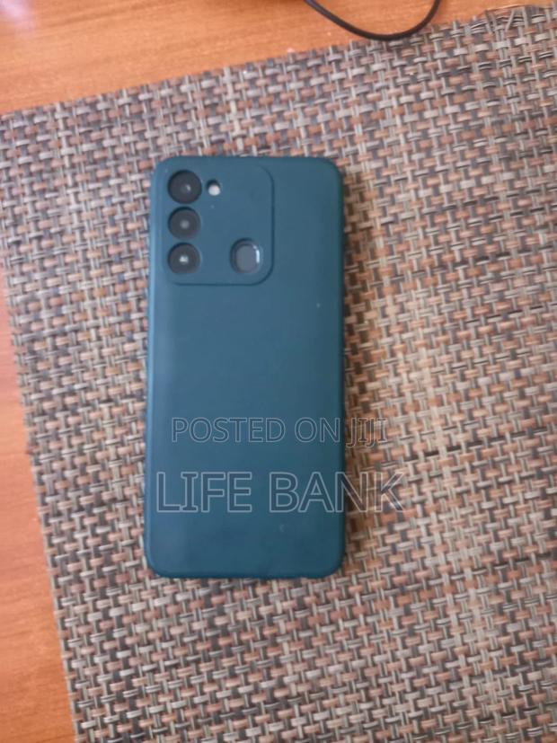 Tecno Spark 8C 64 GB - thumbnail 3