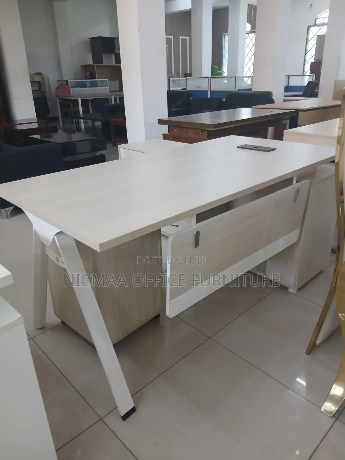 1.6m Modern Scandi-Style Executive Desk