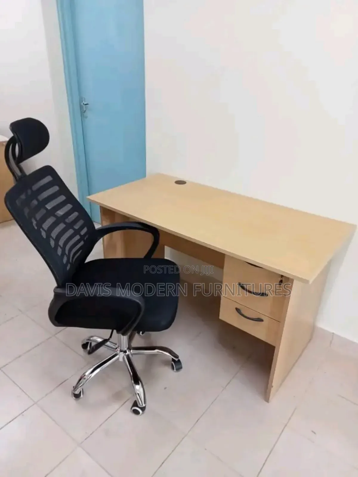 Office Desk With Drawers