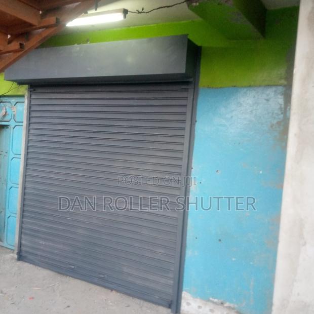 Smooth Operation Manual Roller Door – Premium Finish - thumbnail 2