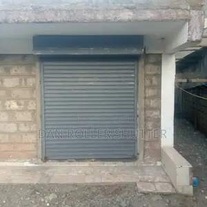 Smooth Operation Manual Roller Door – Premium Finish