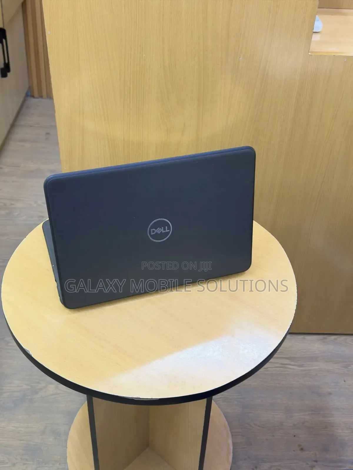 Laptop Dell Vostro 3300 8GB Intel Core I5 SSD 256GB