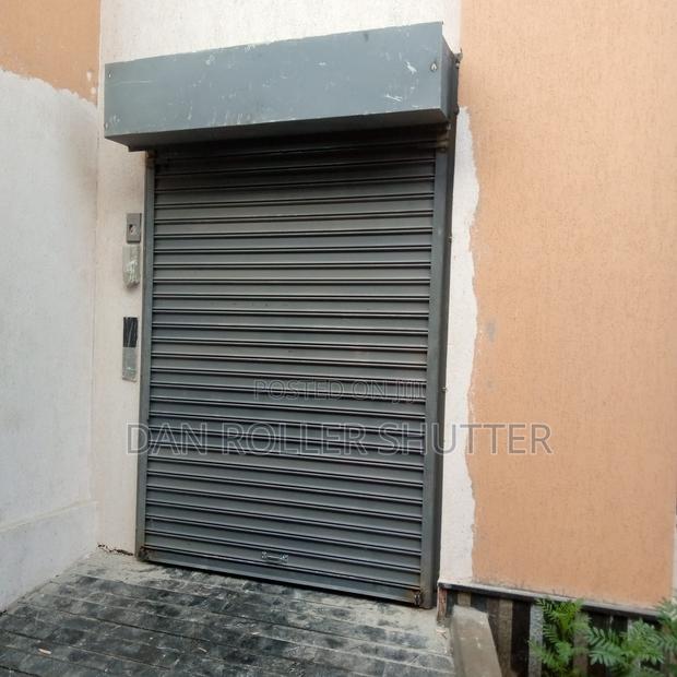 Lockable Manual Roller Shutter – Enhanced Security - thumbnail 3