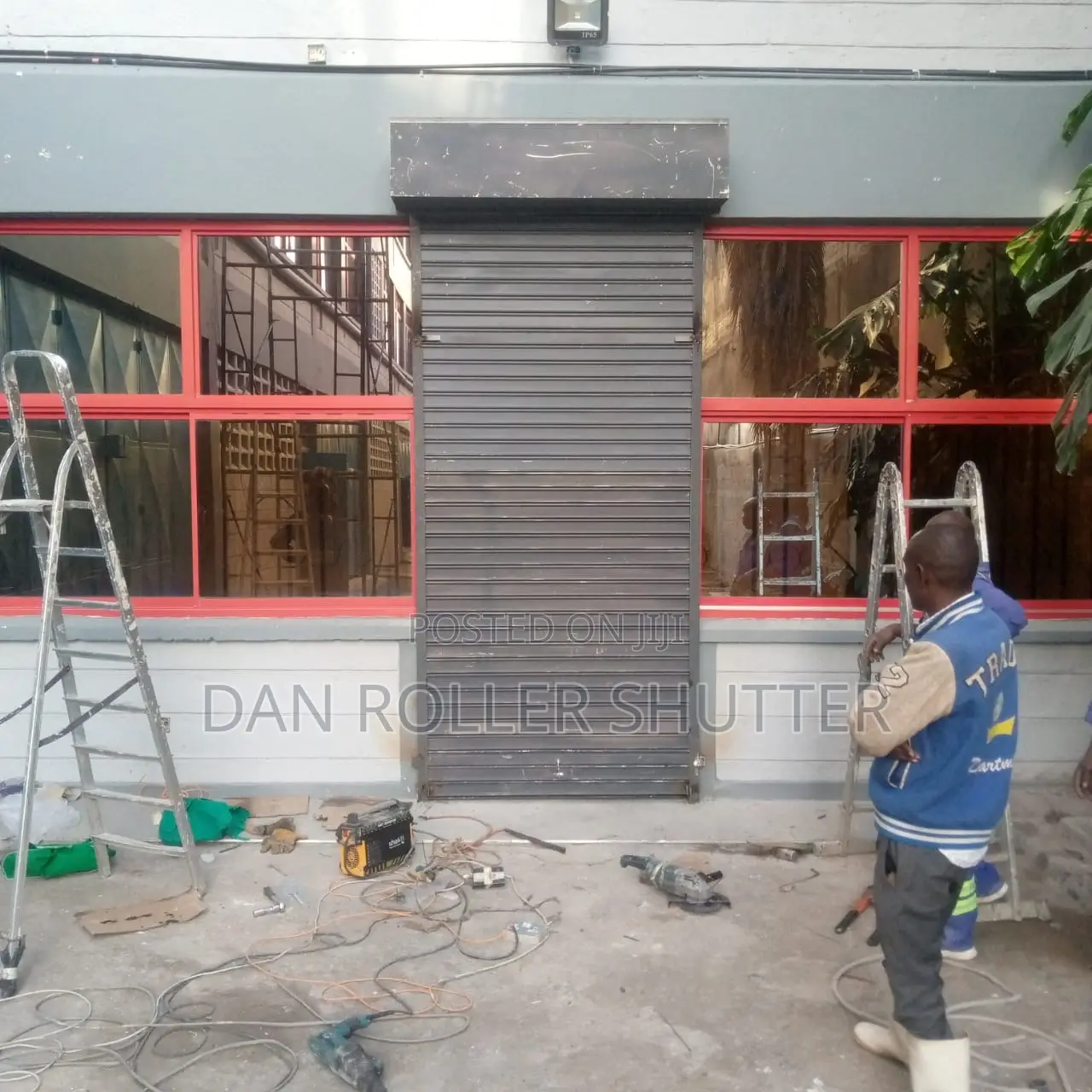 High Performance Manual Rolling Shutter – Long Life