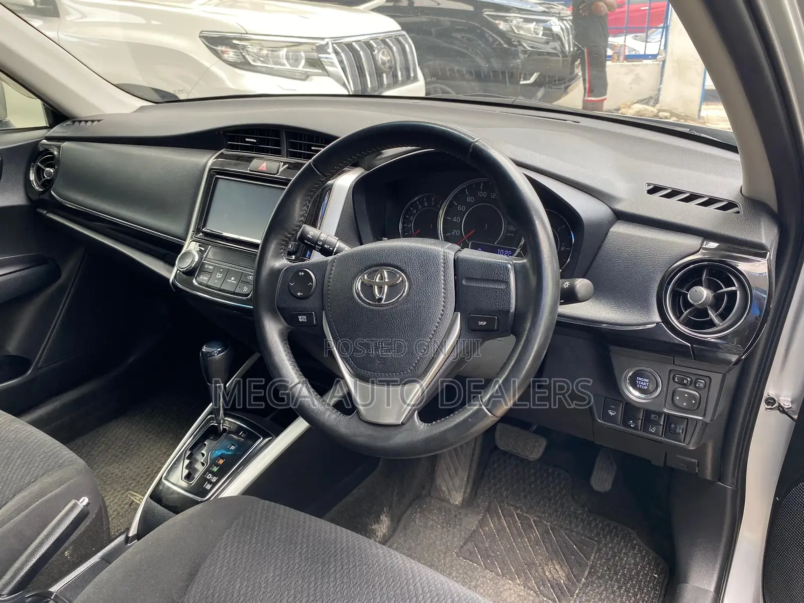 Toyota Axio 2018 Silver