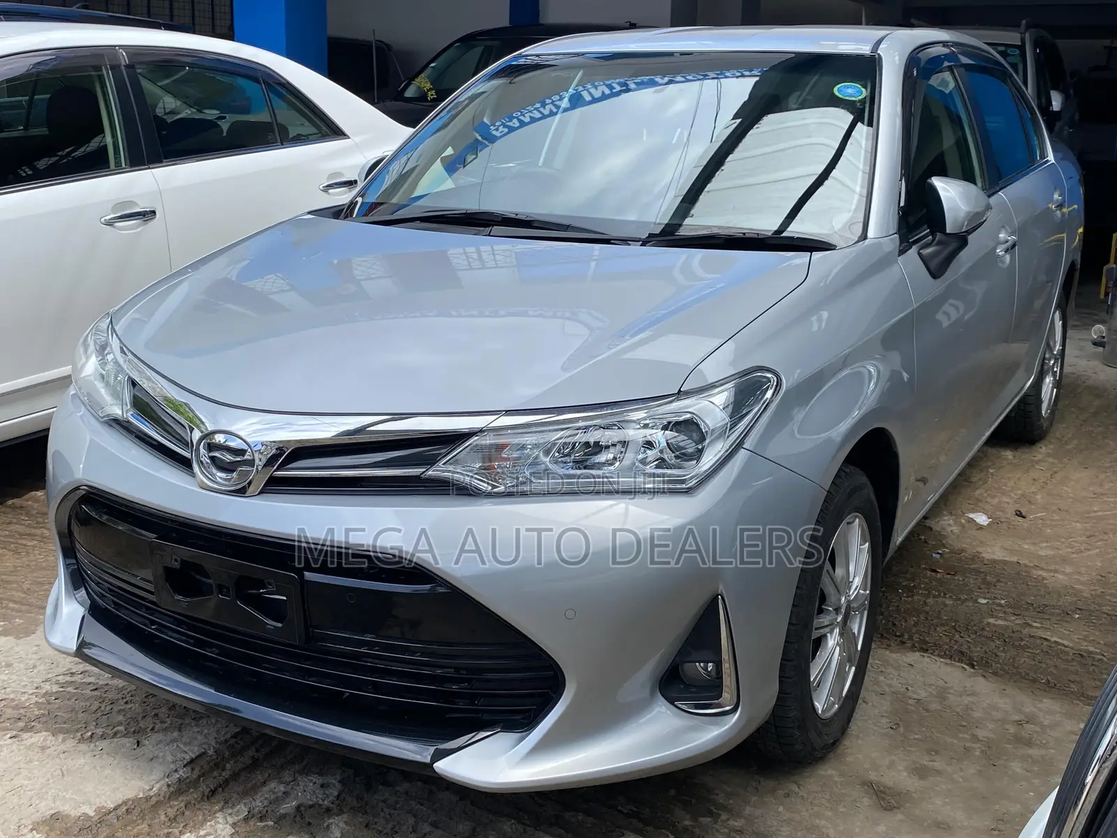 Toyota Axio 2018 Silver