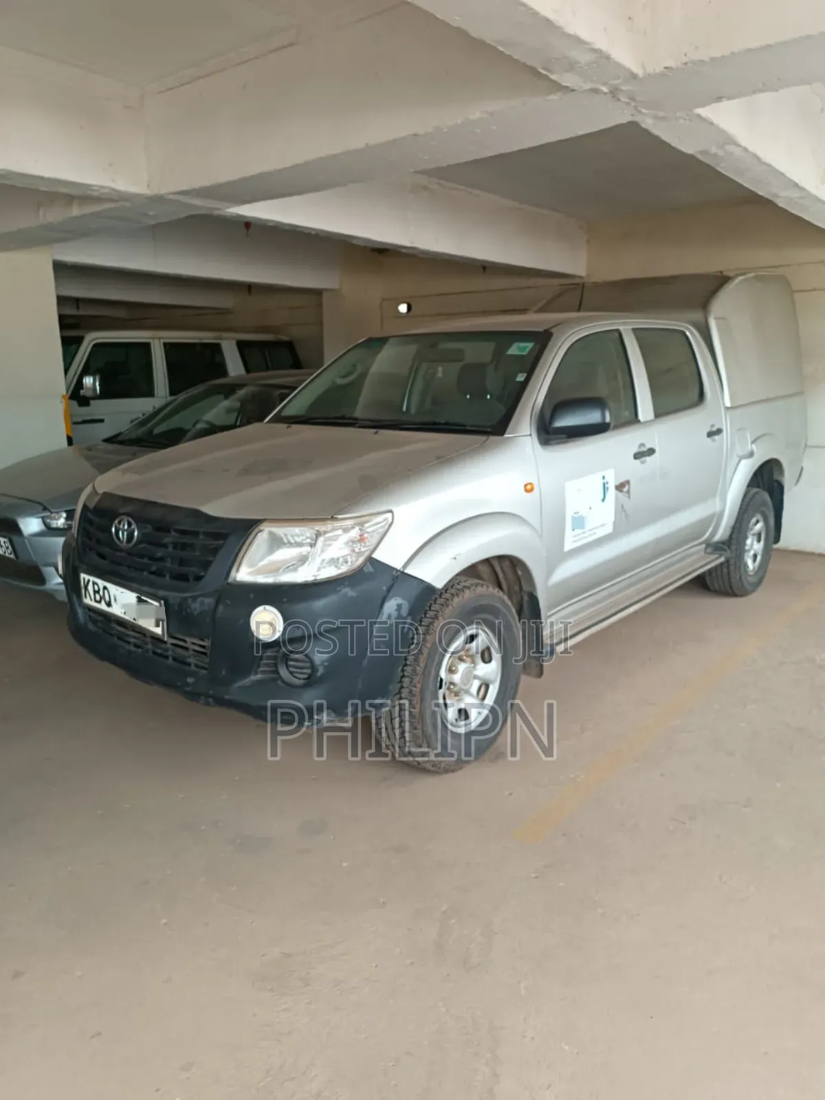 Toyota Hilux 2011 Silver