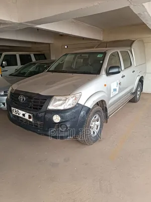 Toyota Hilux 2011 Silver