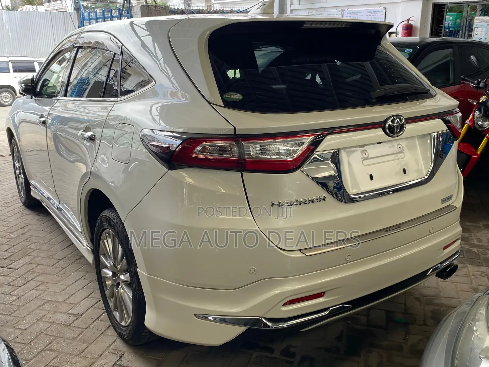 Toyota Harrier 2018 White