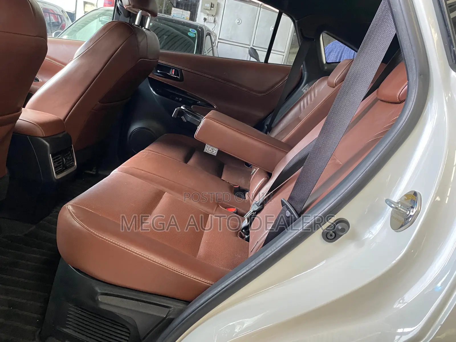 Toyota Harrier 2018 White