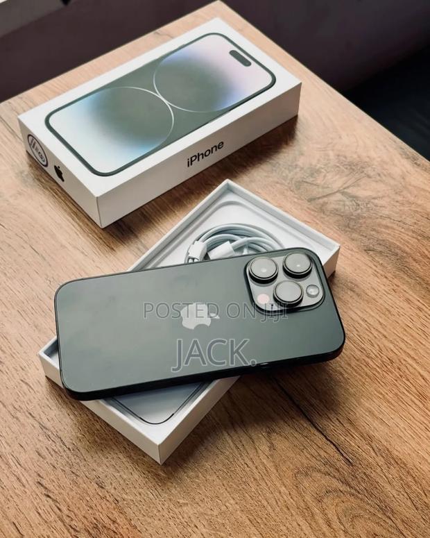 New Apple iPhone 16 Pro Max 1 TB Black - main view