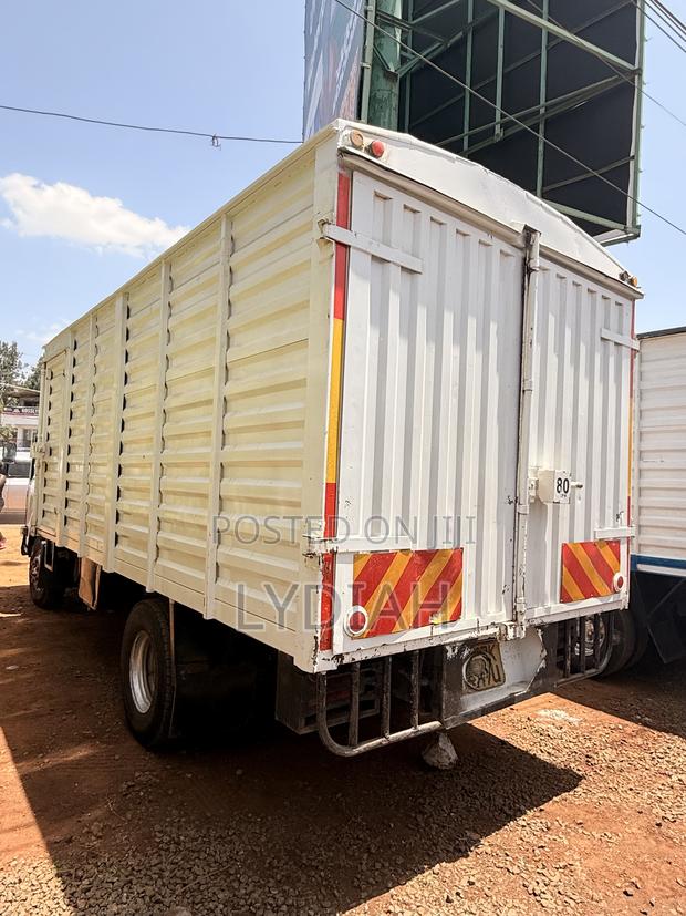 Isuzu NQR 2022 - thumbnail 6