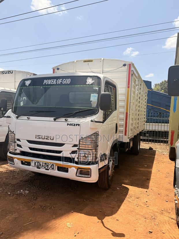 Isuzu NQR 2022 - thumbnail 3