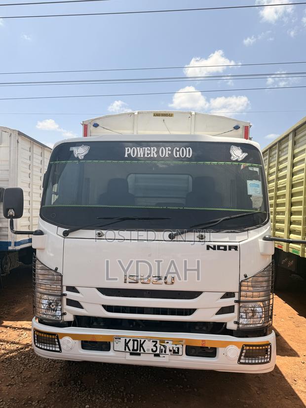 Isuzu NQR 2022 - main view