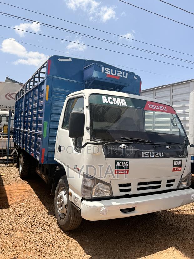 Isuzu NPR 2016 - thumbnail 4