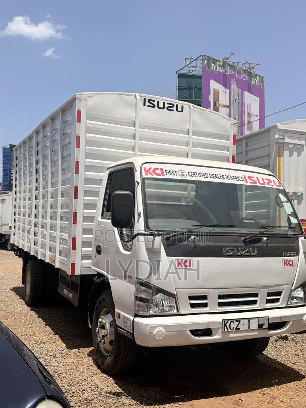 Isuzu NPR 2020 - thumbnail 2