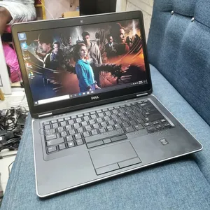 Laptop Dell Latitude 7440 4GB Intel Core i7 SSD 128GB
