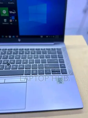 Laptop HP ZBook Firefly 14 G7 16GB Intel Core I7 SSD 256GB
