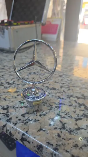 Mercedes-Benz Emblem