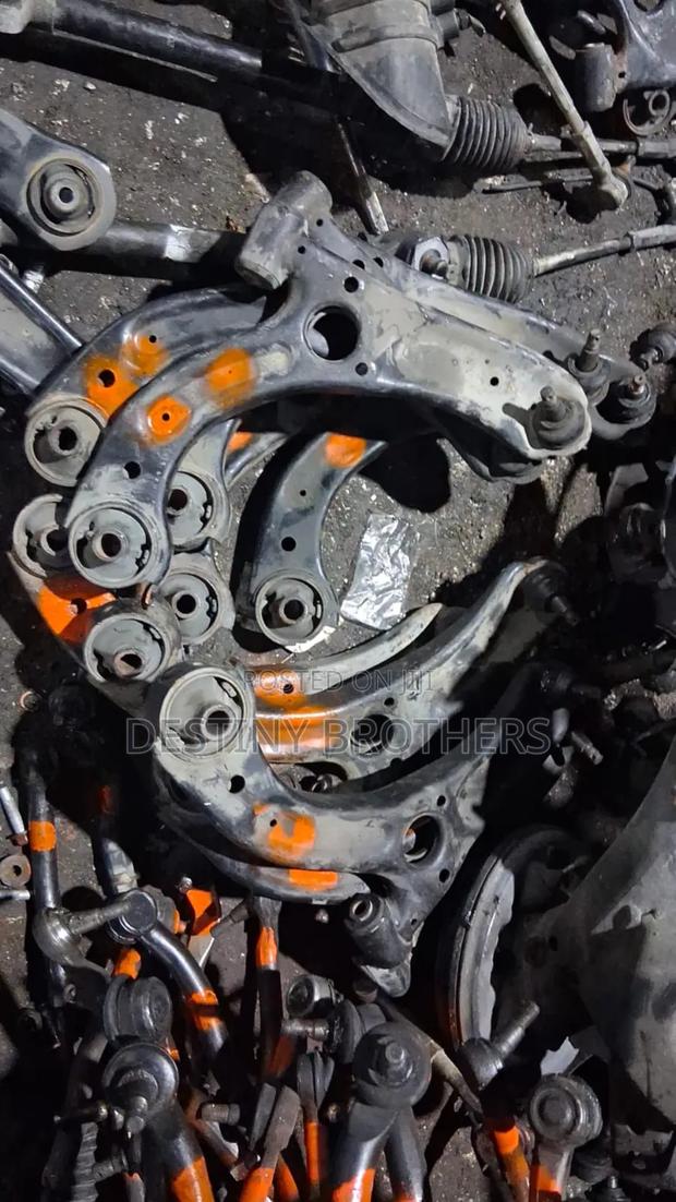 Control Arm Miraa - main view