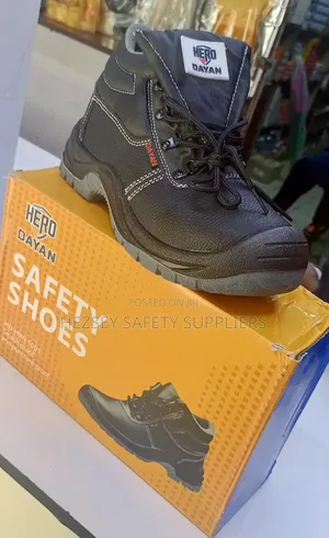 Pocket Friendly Safety Boots