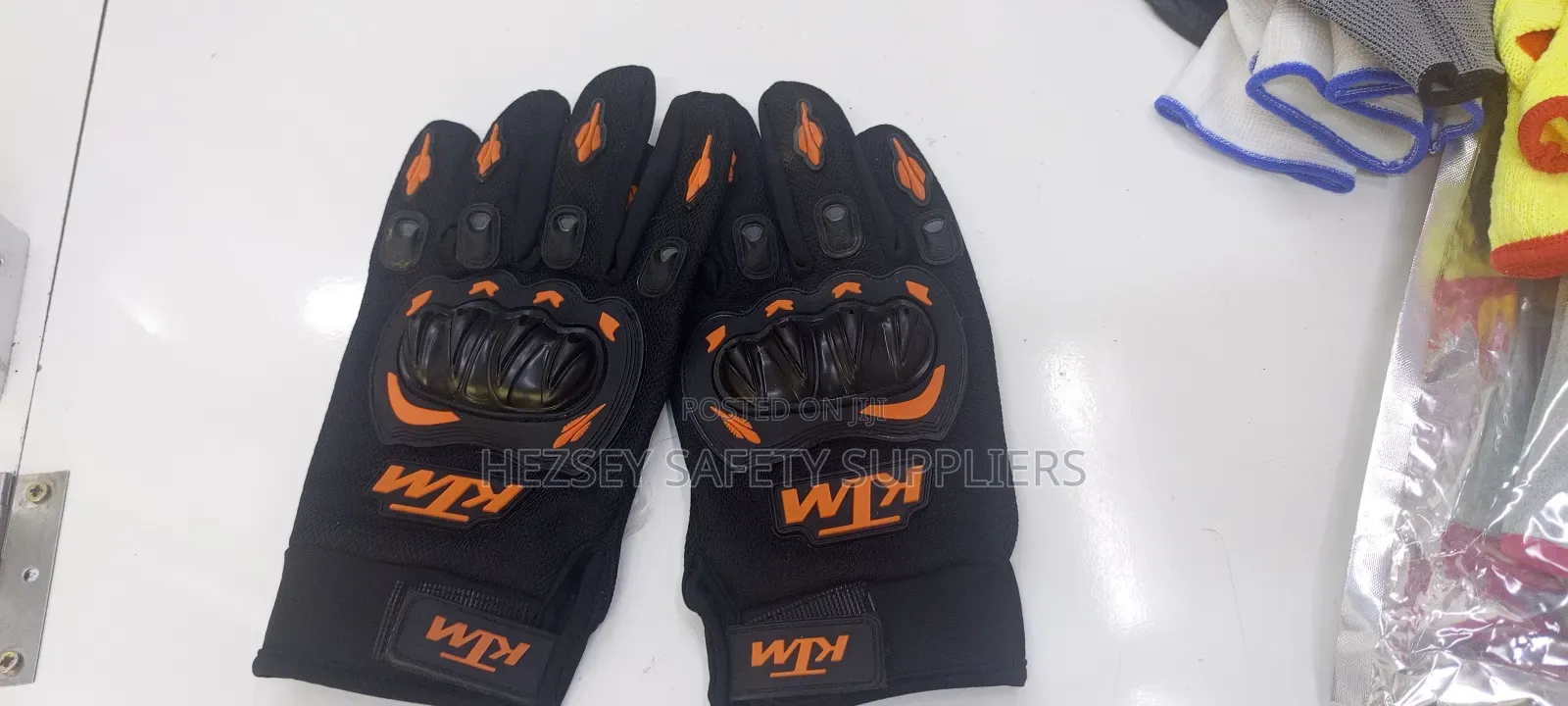 Affordable Riders Glove