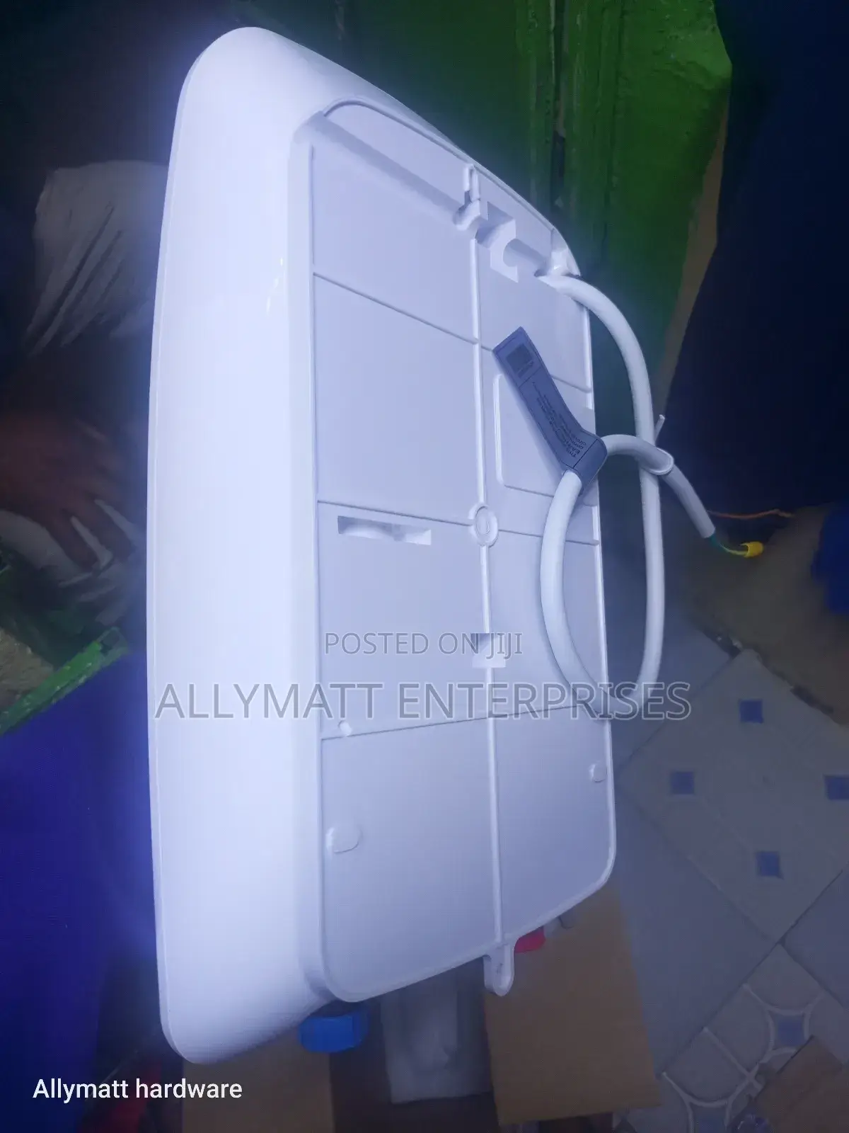 Lirlee Instant Shower With Pump