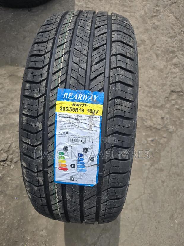 265/55r19 Bearway Tyre