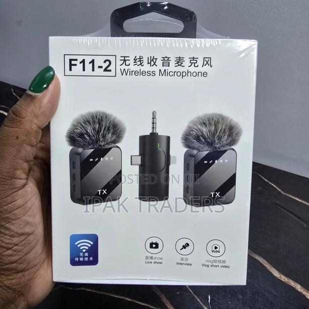 *F11-2 Double 3 in 1 Content Wireless Microphone