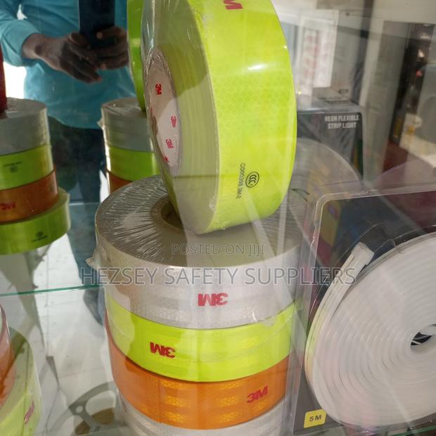 3m Adhesive Reflective Tape - thumbnail 2