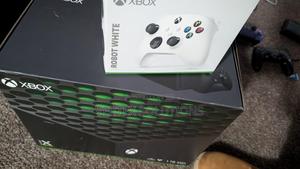 X Box Series X - thumbnail 2