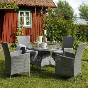 Home Dining Set; 4-seater Rattan Outdoor Seating Set With Glass Table