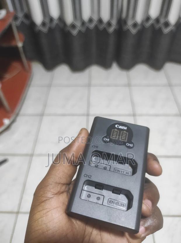 Nikon D3100 - thumbnail 5