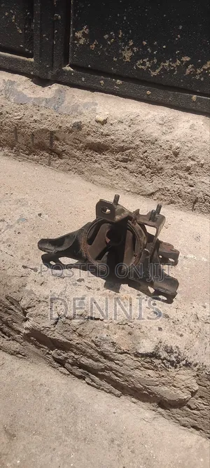 Ex Japan Gearbox Mounting Mira